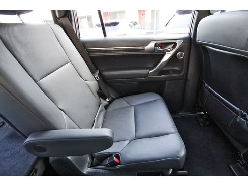 Used 2023 Lexus GX 460 Premium AWD/4WD image 14