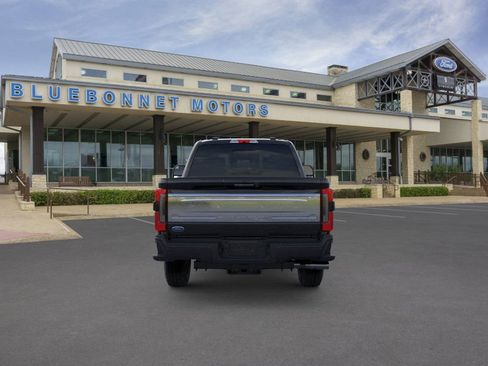New 2025 Ford F250 Platinum w/ Platinum Plus Package image 5