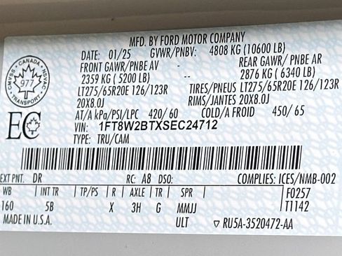 Certified 2025 Ford F250 Lariat w/ Lariat Ultimate Package AWD/4WD image 60