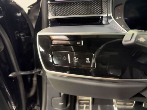 Used 2021 Audi S8 L w/ Full Leather Package image 10