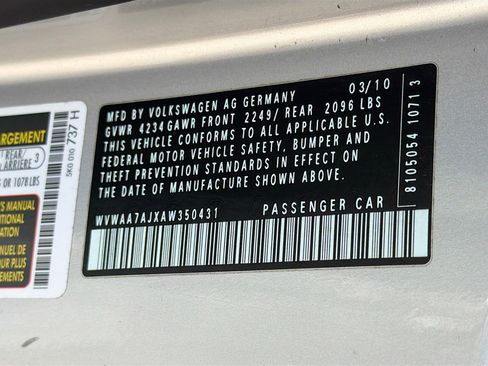 Used 2010 Volkswagen Golf 2-Door image 39