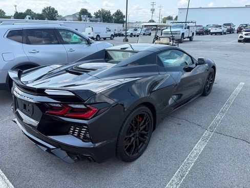 Used 2024 Chevrolet Corvette Stingray Premium Conv w/ Z51 Performance Package RWD image 3