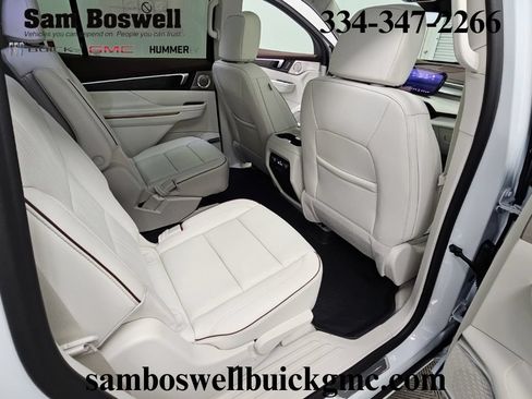 New 2026 Buick Enclave Avenir w/ Super Cruise Package FWD image 39