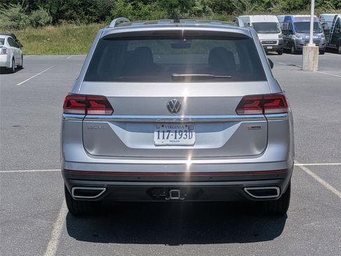 Used 2022 Volkswagen Atlas SEL AWD/4WD image 6