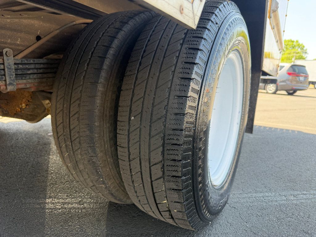 Used 2020 GMC Savana 3500 Extended RWD image 18