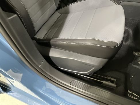 New 2026 Volkswagen Jetta SE FWD image 37