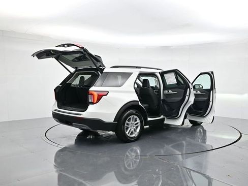 New 2026 Ford Explorer Active w/ Active Comfort Package image 48