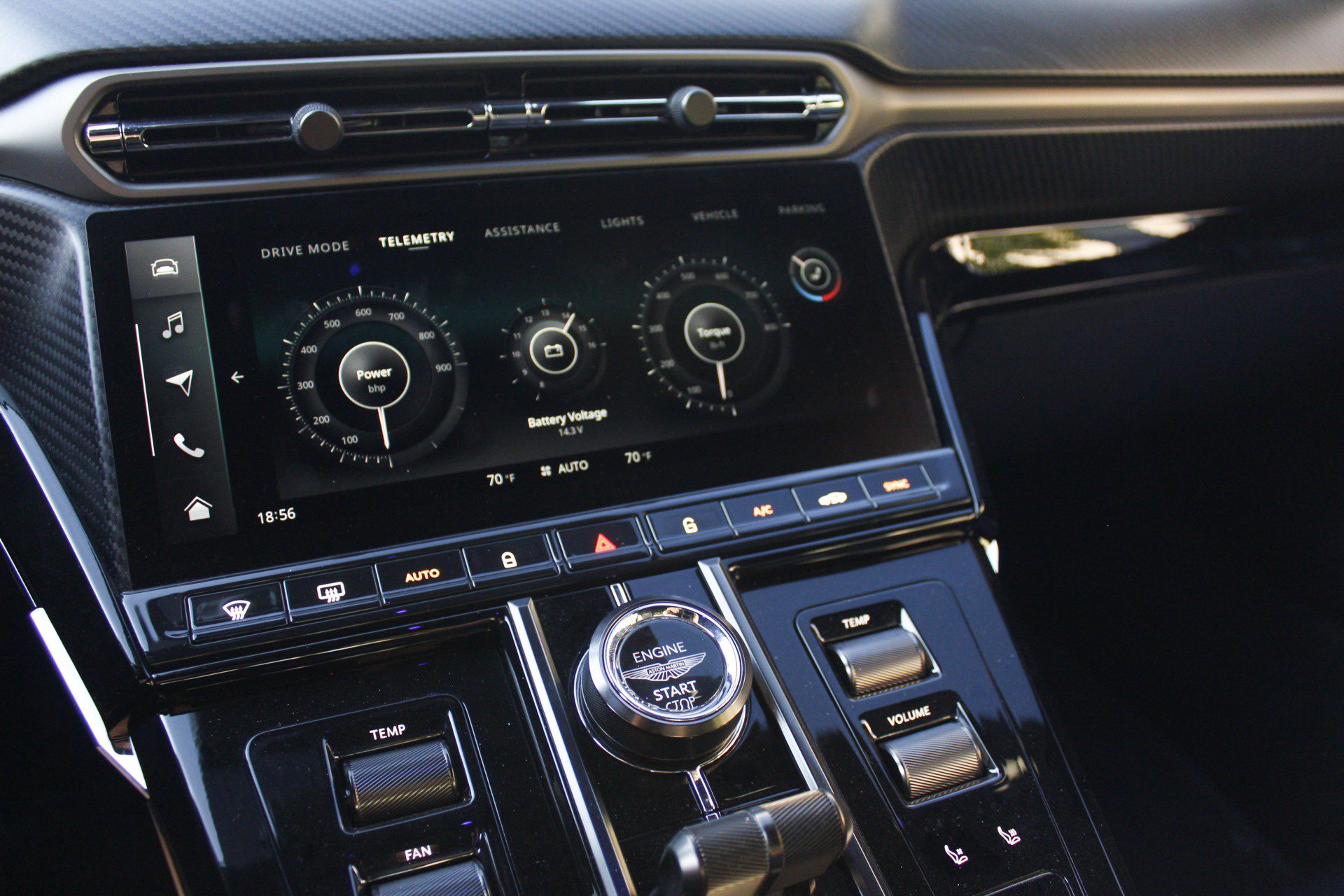 Used 2025 Aston Martin V8 Vantage Coupe RWD image 36
