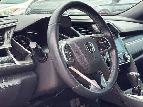 Used 2020 Honda Civic Sport image 8
