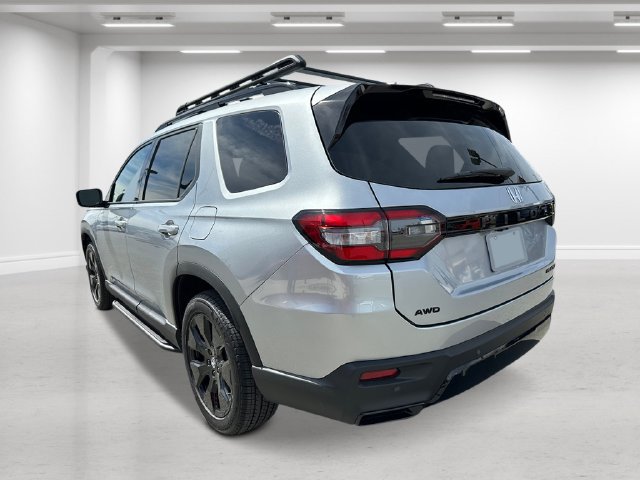 New 2026 Honda Pilot Black Edition image 5