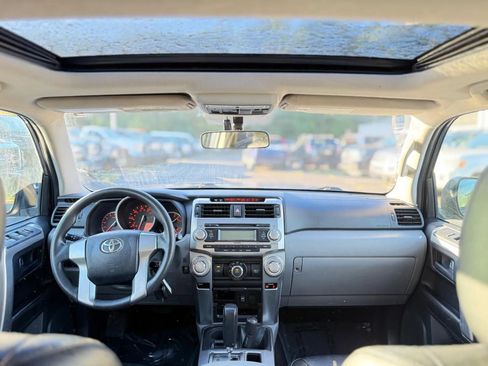 Used 2010 Toyota 4Runner SR5 AWD/4WD image 14