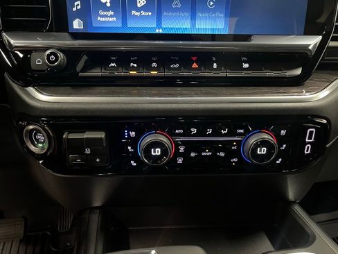 New 2025 Chevrolet Silverado 1500 LTZ w/ LTZ Convenience Package II image 26