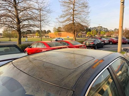 Used 2012 Toyota Camry SE w/ Leather Pkg image 13