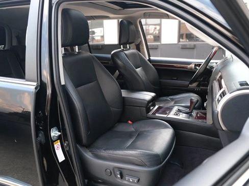 Used 2017 Lexus GX 460 Premium w/ Premium Package AWD/4WD image 34