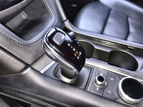 Used 2025 Cadillac XT5 Premium Luxury image 20