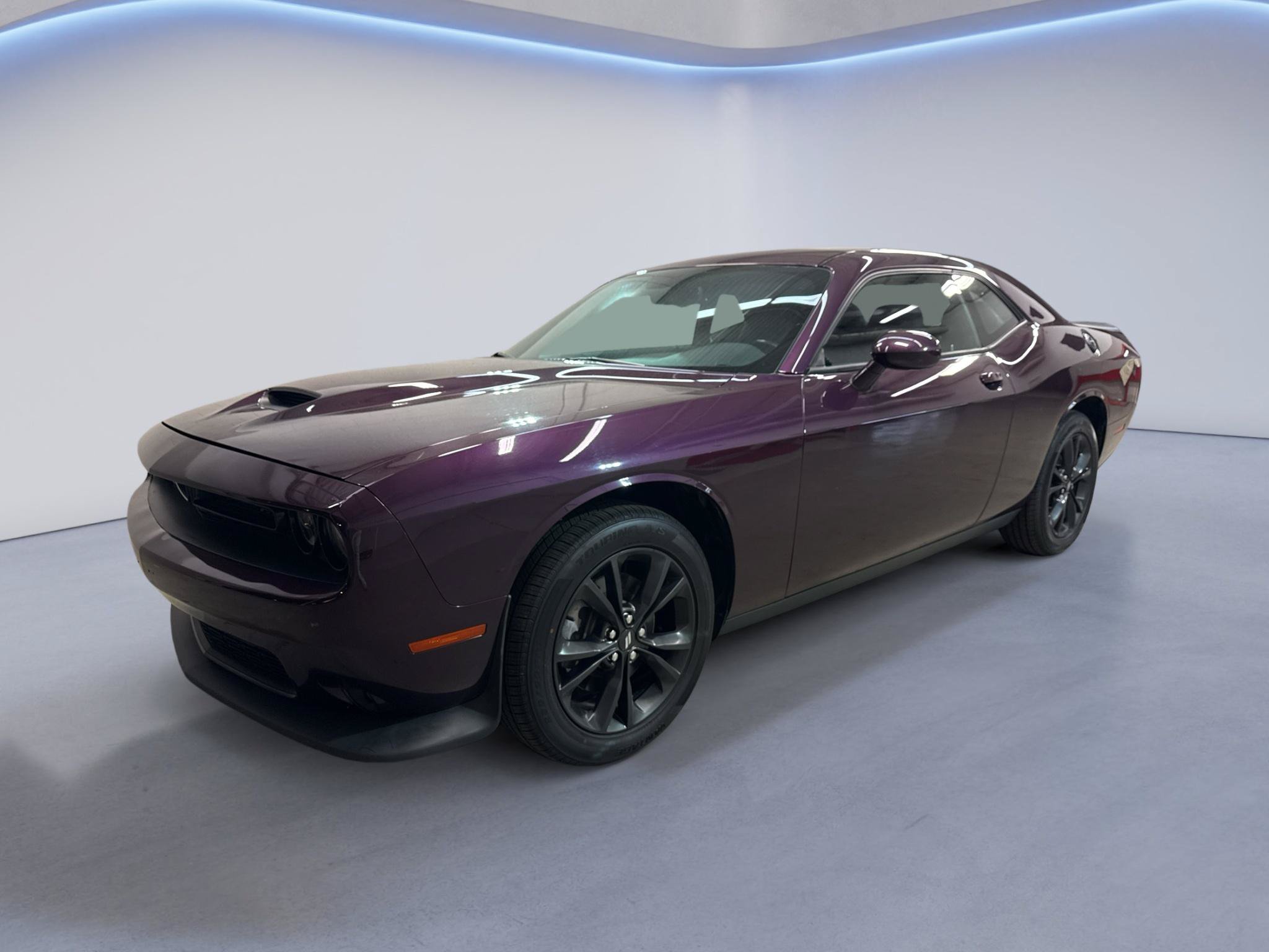 Used 2020 Dodge Challenger GT w/ Blacktop Package AWD/4WD image 3