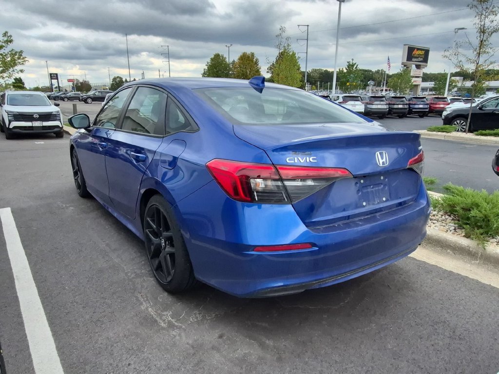 Used 2024 Honda Civic Sport image 3