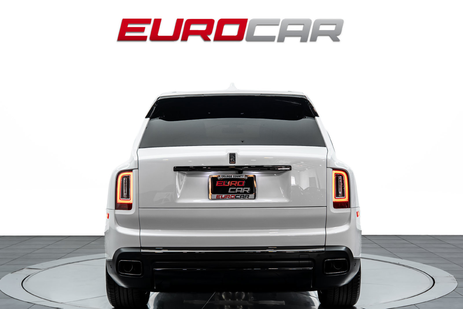Used 2022 Rolls-Royce Cullinan Black Badge w/ Dark Exterior Package AWD/4WD image 5
