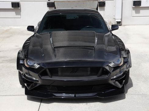 Used 2020 Ford Mustang GT Premium w/ GT Performance Package RWD image 21