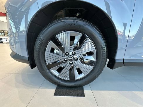 New 2025 Nissan Murano SL image 2