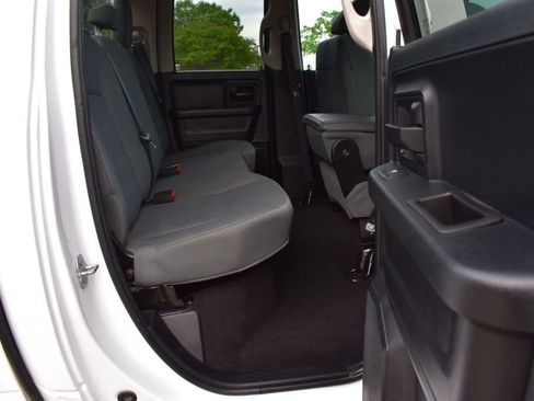 Used 2016 RAM 1500 Express image 22
