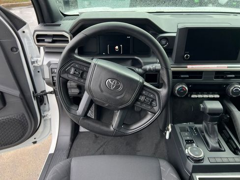 New 2026 Toyota Tacoma SR5 AWD/4WD image 12