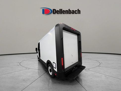 Used 2024 Chevrolet Brightdrop 400 w/ Commercial Equipment Package AWD/4WD image 3