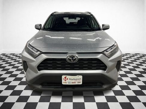 Used 2025 Toyota RAV4 XLE AWD/4WD image 3