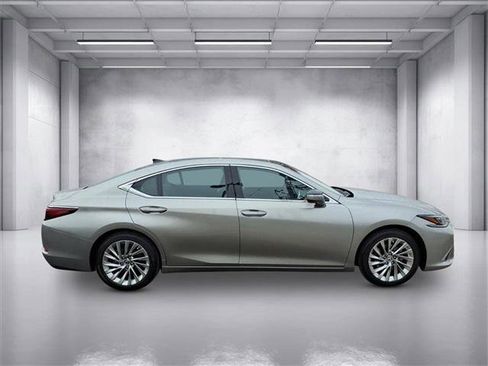 Certified 2019 Lexus ES 350 image 2