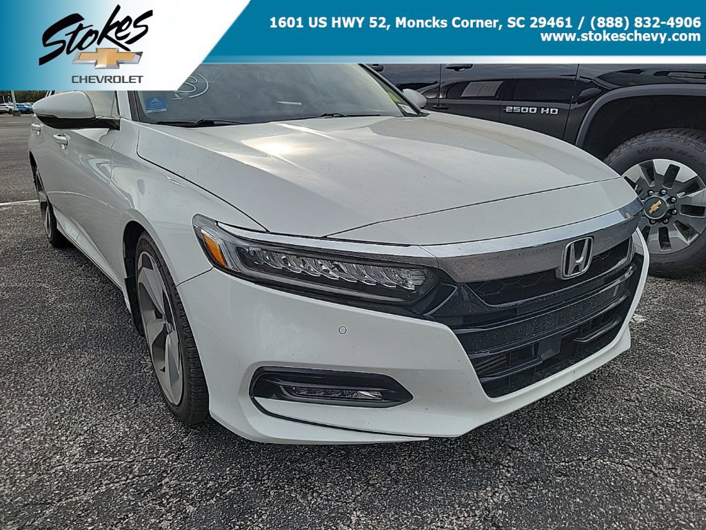 Used 2018 Honda Accord Touring image 1