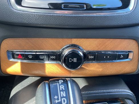 Used 2018 Volvo XC90 T6 Inscription w/ Convenience Package image 22