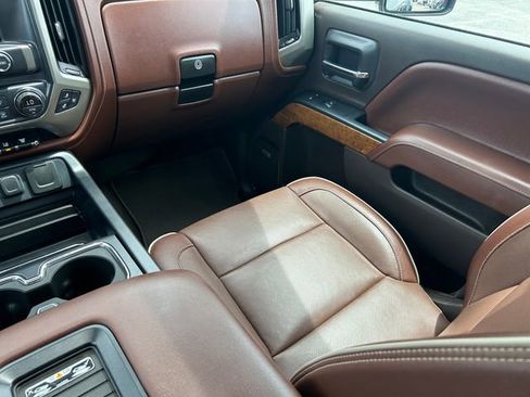 Used 2016 Chevrolet Silverado 3500 High Country w/ Duramax Plus Package AWD/4WD image 15