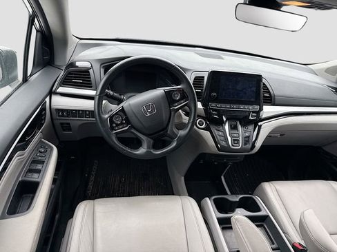 Used 2023 Honda Odyssey Touring image 19