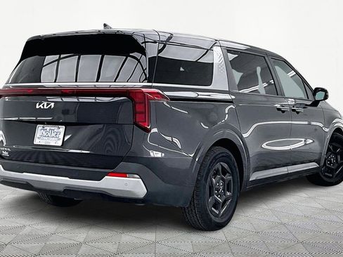 Used 2025 Kia Carnival LXS image 2