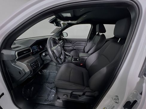 Used 2024 Toyota Tacoma SR5 image 15