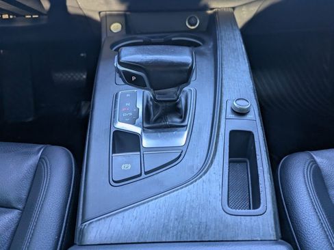 Used 2017 Audi A4 2.0T Premium image 16