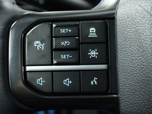 Used 2025 Ford F250 Platinum image 20