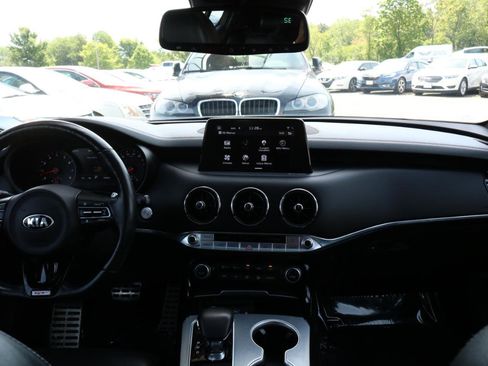 Used 2020 Kia Stinger GT2 AWD/4WD image 53