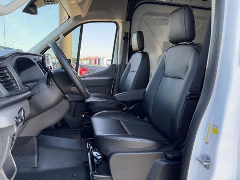 New 2025 Ford Transit 250 Base image 24