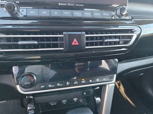 Used 2022 Kia Seltos EX image 18