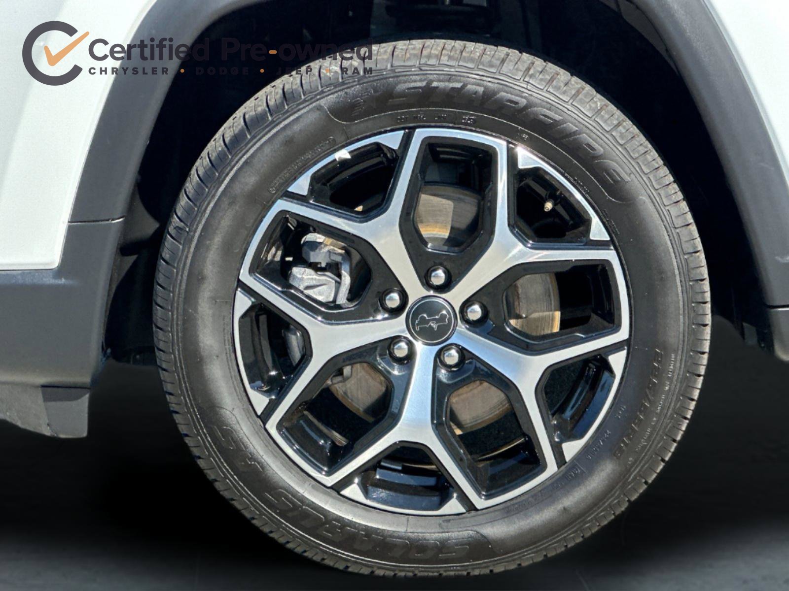 Used 2025 Jeep Compass Limited AWD/4WD image 26