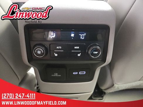 Used 2020 GMC Acadia SLT w/ Premium Package FWD image 15