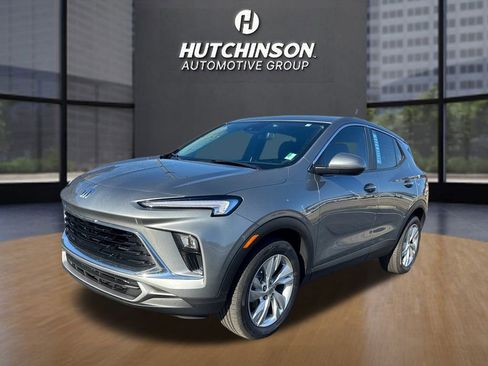 Certified 2024 Buick Encore GX Preferred w/ Comfort Package image 7