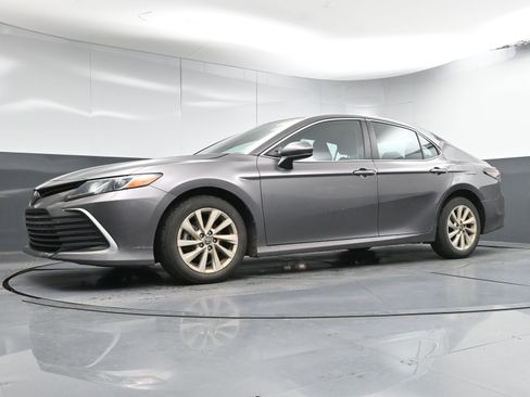 Certified 2023 Toyota Camry LE image 22