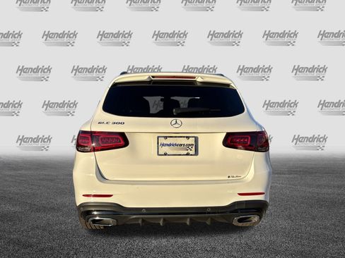 Used 2021 Mercedes-Benz GLC 300 image 8