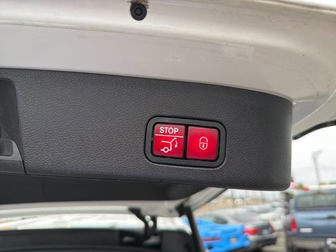 Used 2017 Mercedes-Benz GLS 450 4MATIC image 8