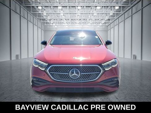 Used 2025 Mercedes-Benz E 350 4MATIC Sedan w/ Driver Assistance Package image 9