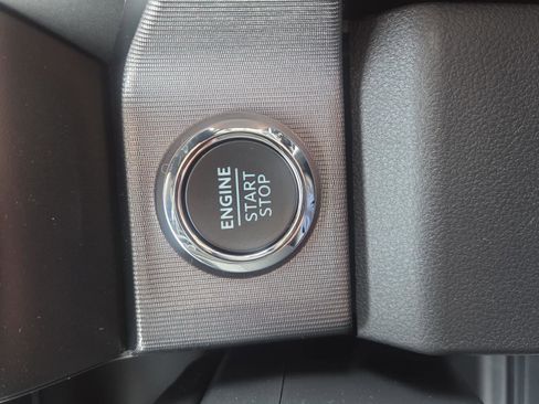 New 2026 Ford F250 Platinum image 30