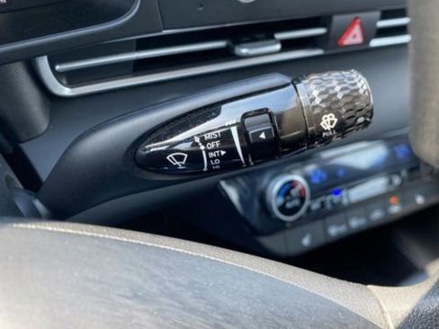 Certified 2023 Hyundai Elantra Blue image 22