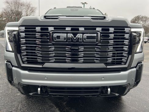 New 2026 GMC Sierra 2500 Denali Ultimate image 15